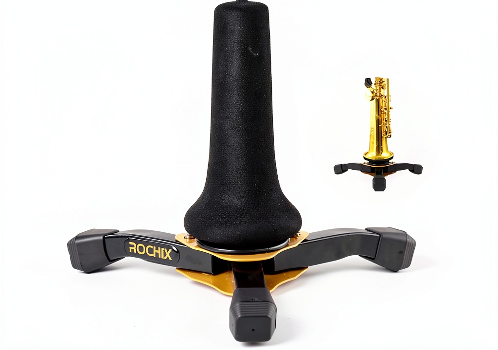 Installing HENGSHUI ROFFEE foldable alloy steel soprano saxophone stand on a wooden practice desk